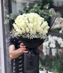 51 Adet Beyaz Gül